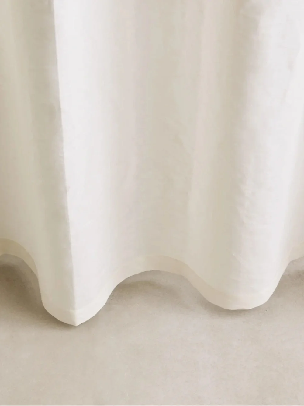 QUINCE European Linen Shower Curtain Ivory 9169
